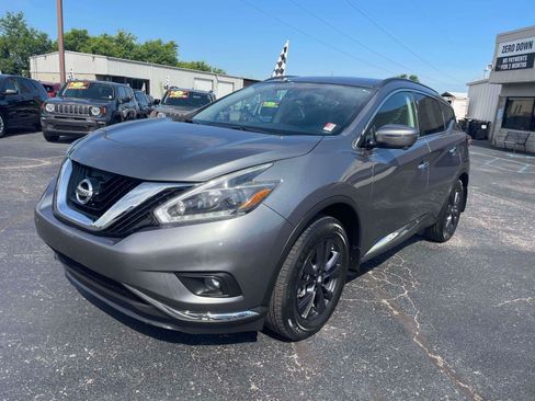 Used 2018 Nissan Murano SV w/ Premium Package FWD image 2