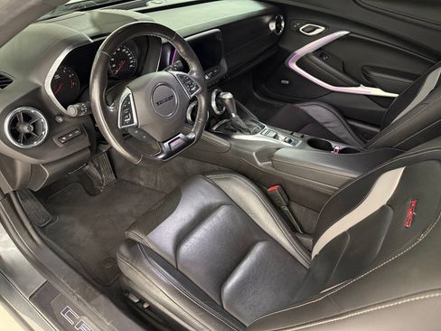 Used 2022 Chevrolet Camaro SS RWD image 40