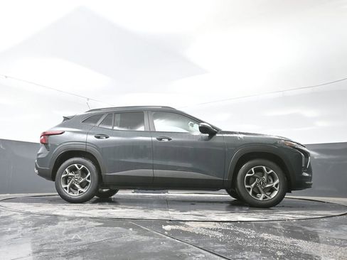 New 2026 Chevrolet Trax LT image 42