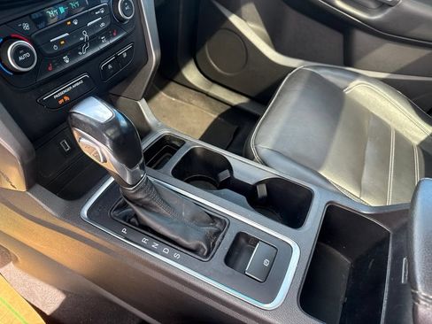 Used 2018 Ford Escape SEL w/ Canadian Touring Package AWD/4WD image 27