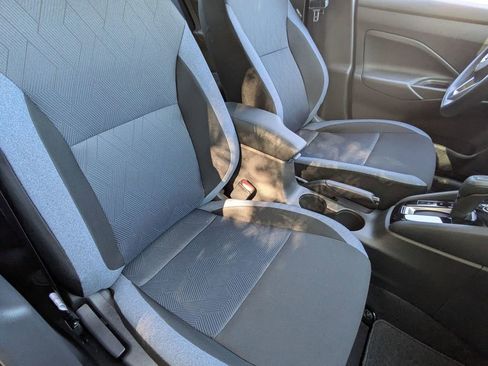 New 2025 Nissan Versa SV w/ Trunk Package image 30