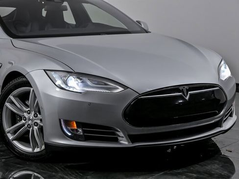 Used 2016 Tesla Model S 90D image 2