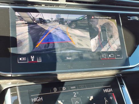 Used 2025 Audi Q7 3.0T Premium Plus image 18