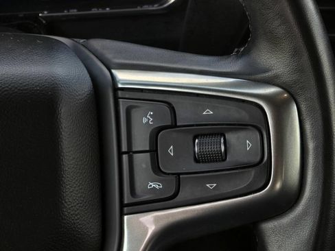 Used 2023 Chevrolet Silverado 1500 LT AWD/4WD image 20