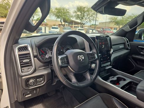 Used 2021 RAM 1500 Laramie w/ Sport Appearance Package AWD/4WD image 10