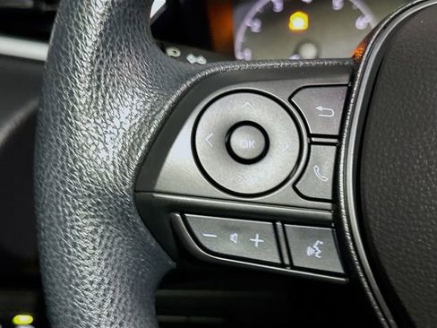 Certified 2023 Toyota Corolla LE image 34