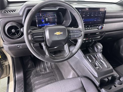 Used 2023 Chevrolet Colorado W/T image 21