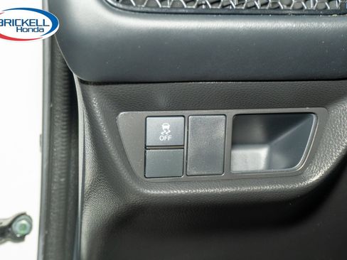 Used 2025 Honda HR-V LX image 34