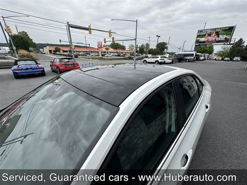 Used 2026 Volkswagen Jetta SE FWD image 28