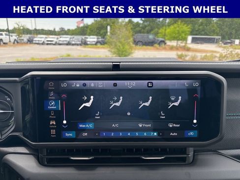 Used 2025 Jeep Wrangler Unlimited Rubicon 4xe w/ Convenience Group AWD/4WD image 4