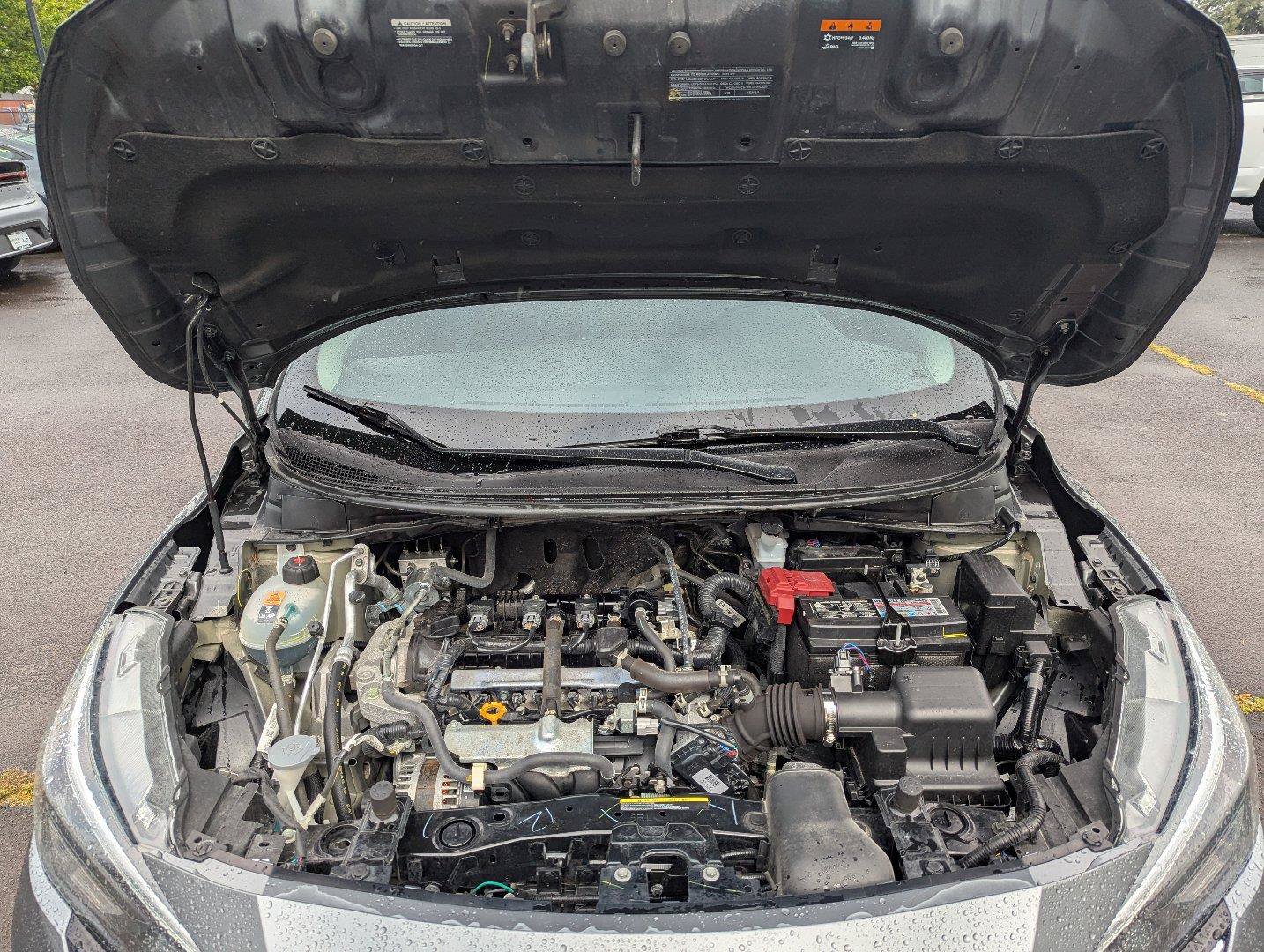 Used 2025 Nissan Versa SV FWD image 36