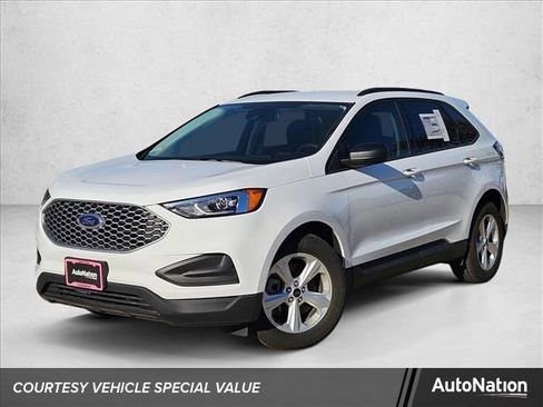 Used 2024 Ford Edge SE image 1