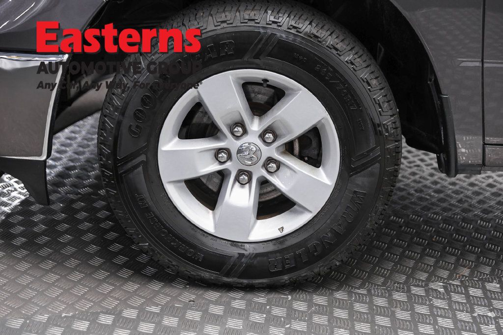 Used 2024 RAM 1500 Classic SLT RWD image 31