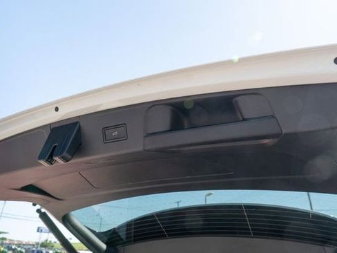 New 2026 Volkswagen Atlas SE FWD image 39
