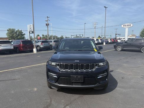 Used 2024 Jeep Grand Cherokee Limited AWD/4WD image 22