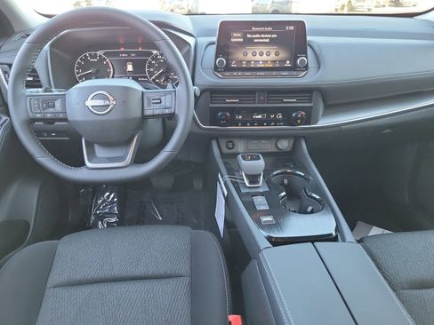 New 2026 Nissan Rogue SV FWD image 4