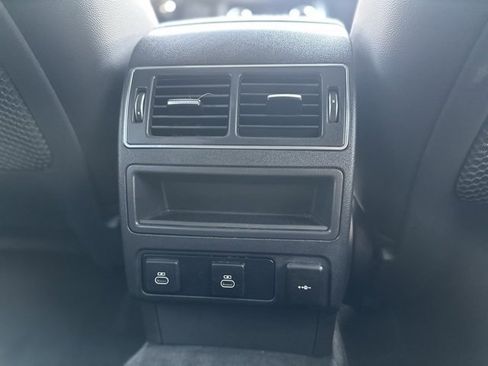 Used 2025 Jaguar F-PACE R-Dynamic S image 24