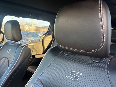 Used 2018 Chrysler Pacifica Limited w/ Advanced Safetytec Group image 9