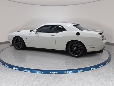 Used 2020 Dodge Challenger R/T Scat Pack RWD image 9