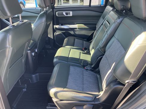 Used 2022 Ford Explorer Timberline image 14