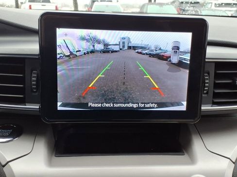 Used 2023 Ford Explorer XLT w/ Equipment Group 202A image 22