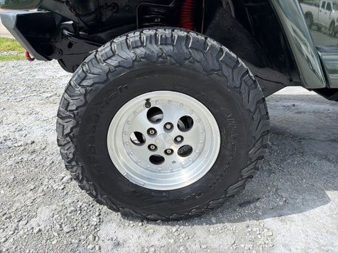 Used 1998 Jeep Wrangler Sahara AWD/4WD image 25