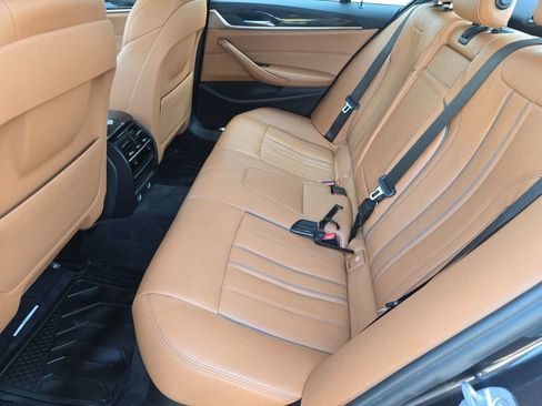 Used 2017 BMW 530i xDrive AWD/4WD image 11