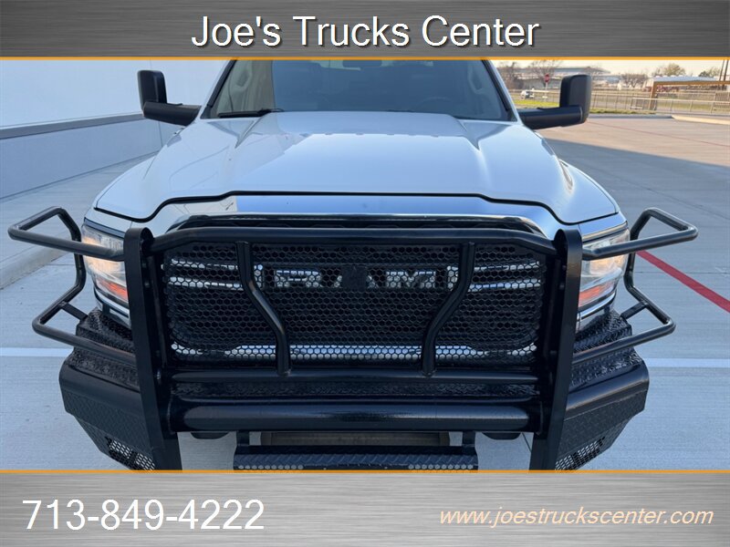 Used 2019 RAM 3500 Tradesman w/ Chrome Appearance Group RWD image 36