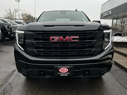 New 2026 GMC Sierra 1500 Pro w/ Graphite Edition