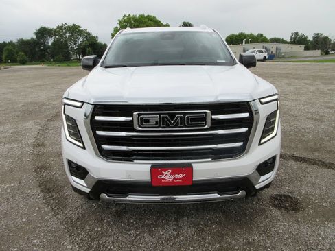 New 2026 GMC Yukon XL Elevation w/ Elevation Premium Package AWD/4WD image 10