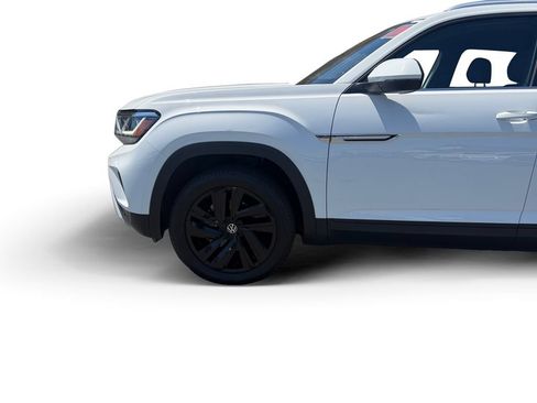 Certified 2023 Volkswagen Atlas Cross Sport SE w/ Black Wheel Package AWD/4WD image 14