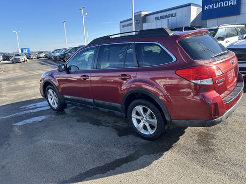 Used 2013 Subaru Outback 2.5i Limited w/ Moonroof Pkg image 12