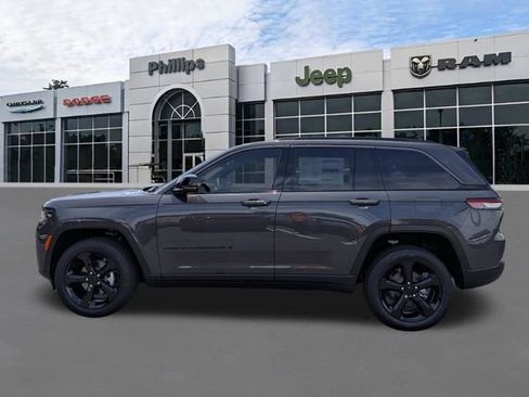 New 2026 Jeep Grand Cherokee Limited w/ Limited Altitude Package RWD image 7