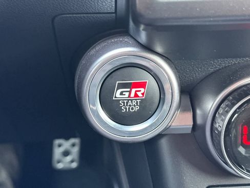 Used 2025 Toyota GR86 Premium RWD image 23