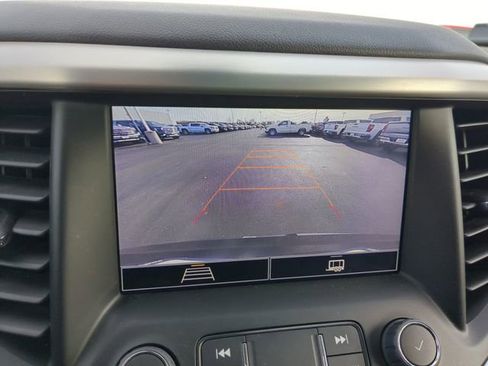 Used 2023 GMC Acadia SLE w/ Driver Convenience Package AWD/4WD image 24