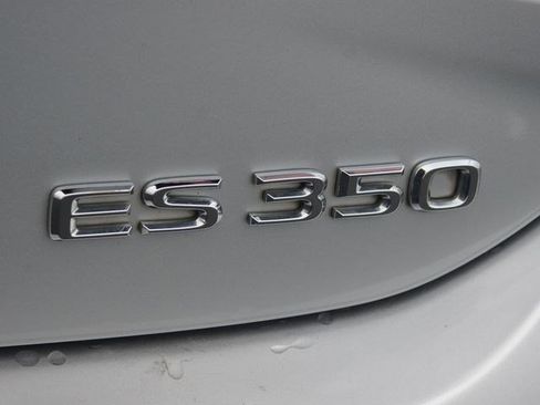 Used 2019 Lexus ES 350 w/ Premium Package image 18