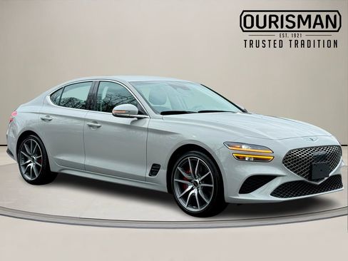 Used 2025 Genesis G70 2.5T image 1