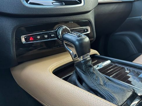 Used 2018 Volvo XC90 T5 Momentum w/ Convenience Package image 57