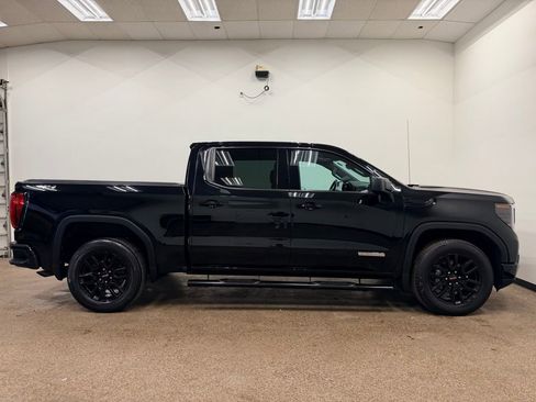 Used 2023 GMC Sierra 1500 Elevation AWD/4WD image 8
