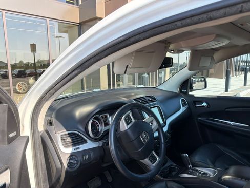 Used 2015 Dodge Journey Limited w/ Sun/Sound & Wheel Group FWD image 3
