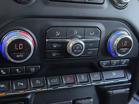 Used 2019 GMC Sierra 1500 SLT w/ SLT Premium Plus Package image 24