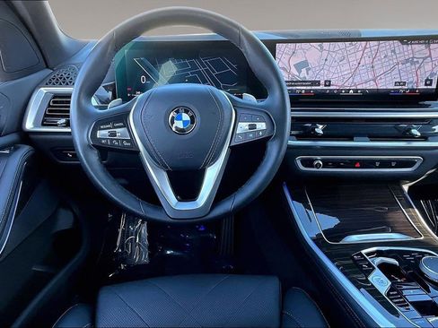 Used 2024 BMW X5 sDrive40i w/ Climate Comfort Package RWD image 8