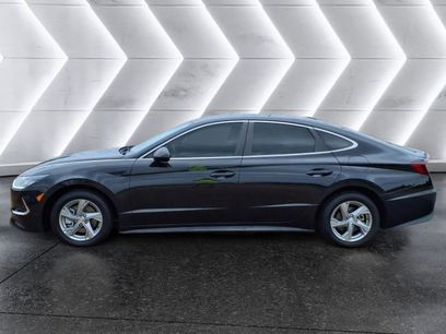 Used 2020 Hyundai Sonata SE w/ Cargo Package