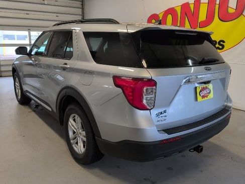 Certified 2023 Ford Explorer XLT AWD/4WD image 3