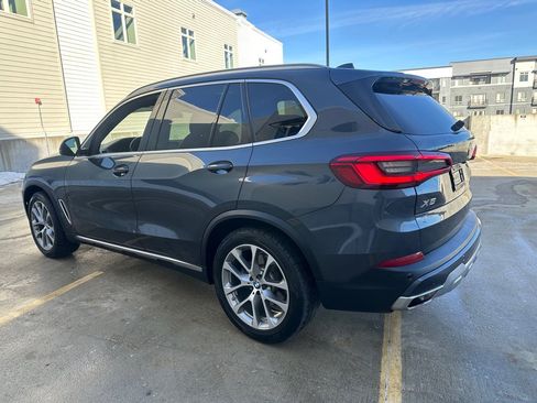Used 2019 BMW X5 xDrive40i w/ Premium Package 2 image 5