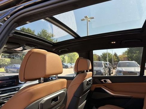 New 2027 BMW X7 xDrive40i w/ M Sport Package AWD/4WD image 11