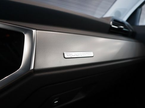 Used 2023 Audi Q3 2.0T Premium w/ Convenience Package image 24