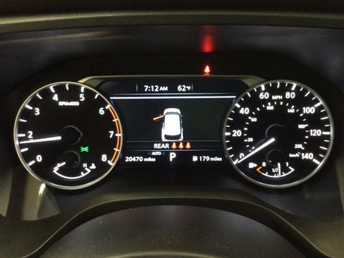 Used 2022 Nissan Rogue SV AWD/4WD image 23