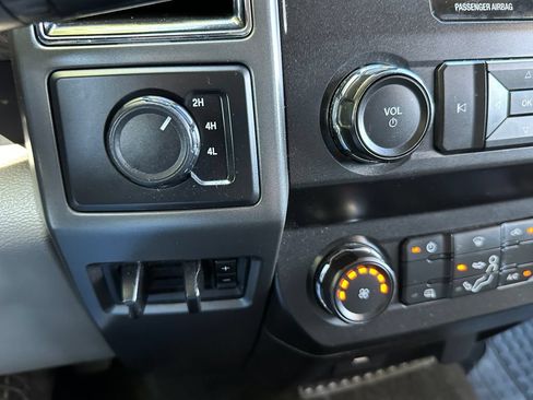Used 2019 Ford F250 XLT AWD/4WD image 29