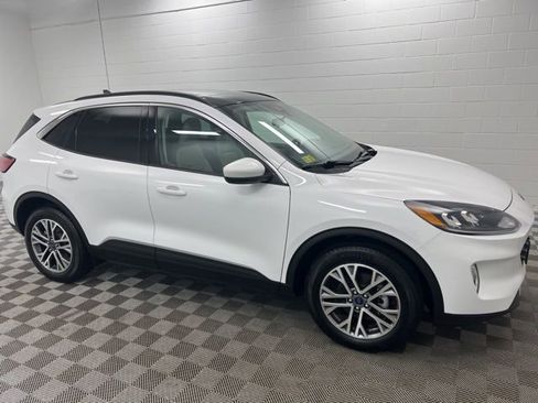 Used 2022 Ford Escape SEL image 4